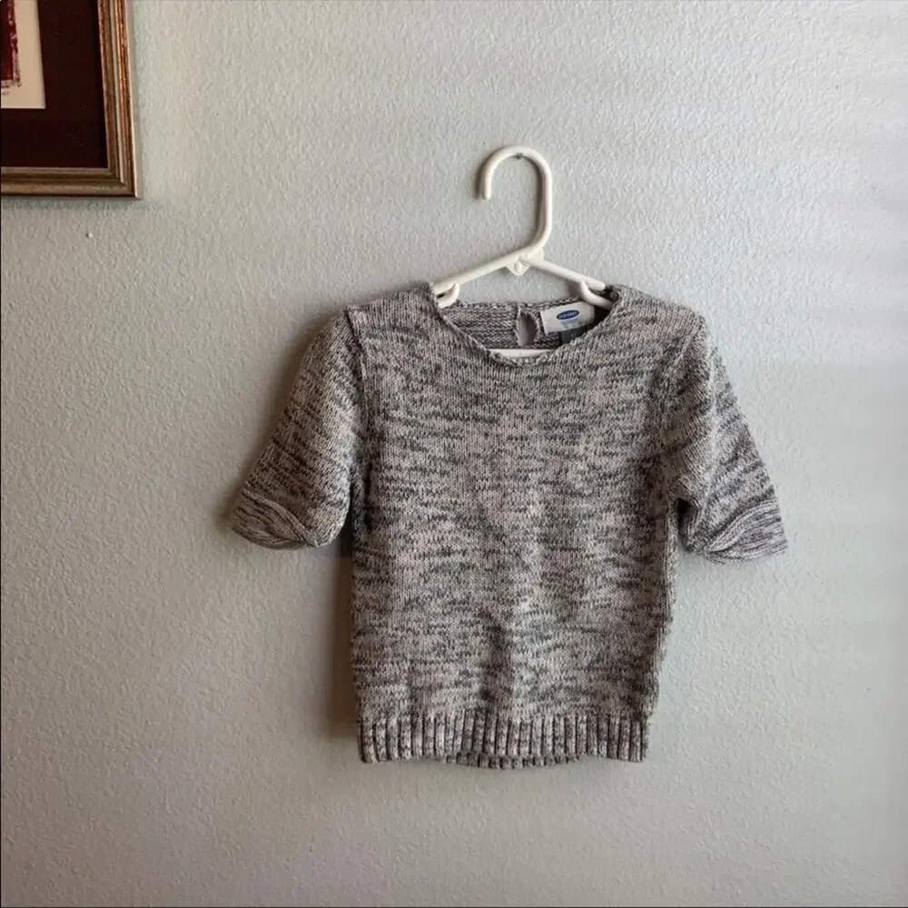 Old Navy Shirt Sleeve Gray/Pink Sweater 5T
